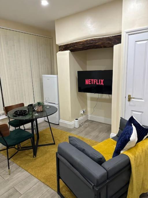 Apartment Cosy One Bedroom Flat Jq